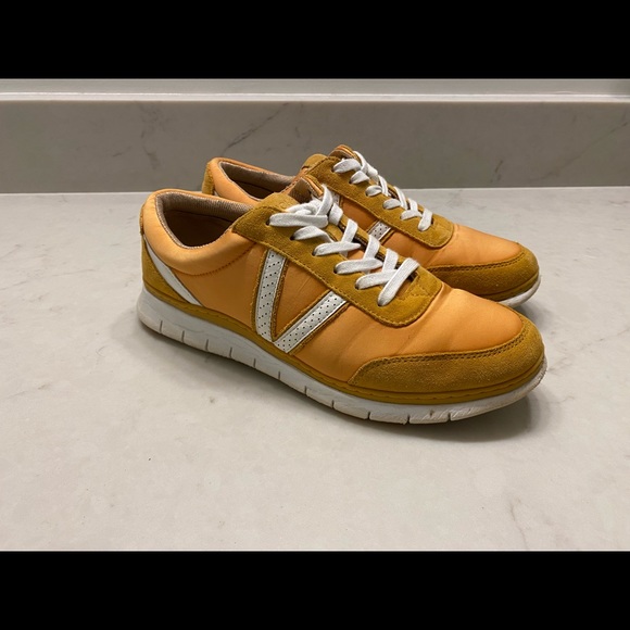 Vionic Shoes - Vionic Nana Sneaker yellow satin size 8.5
